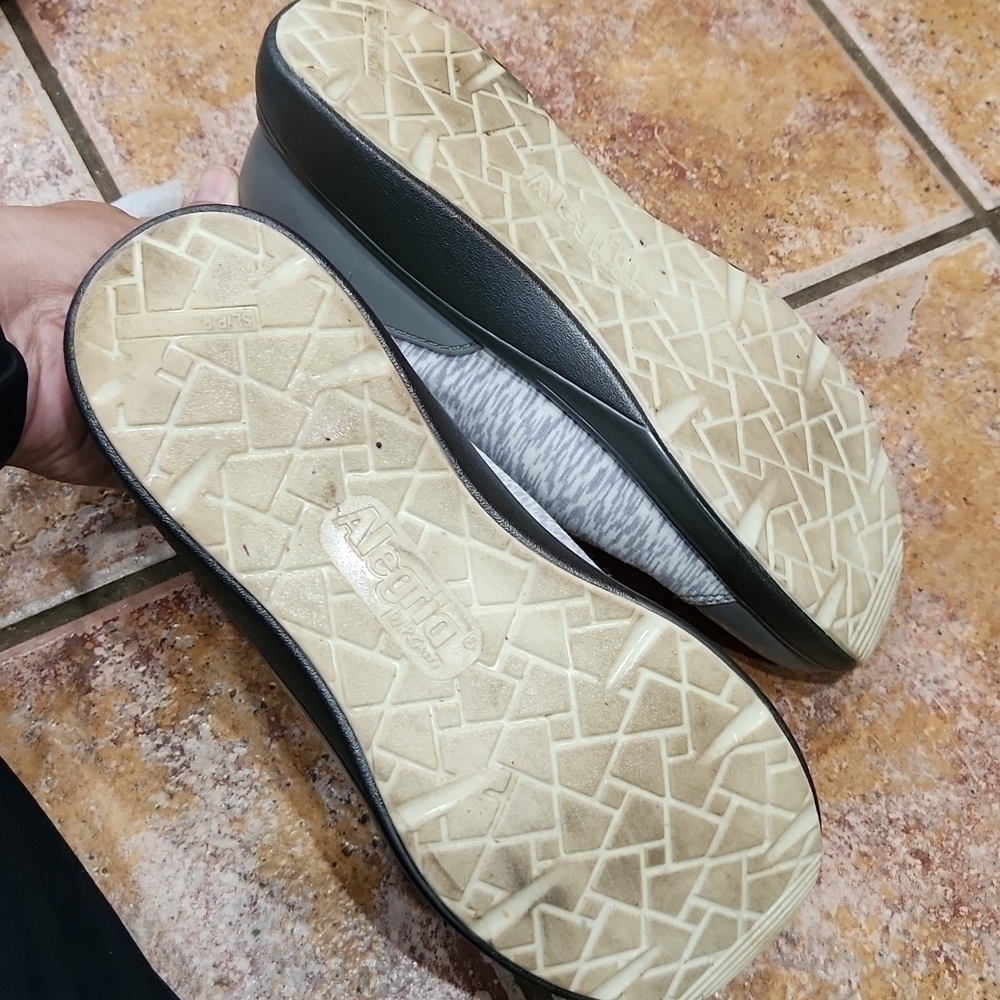 alegria TRAQ women's shoes size 38 great condition - Picture 4 of 6